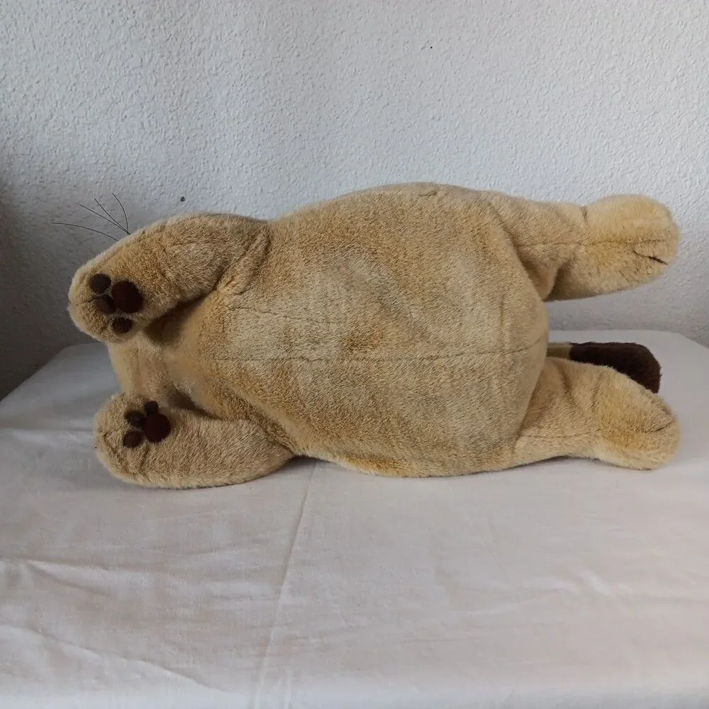 Jacob Cat Sekiguchi Plush Cat Brown Smiling Face Laying Kitty Toy Sven Hartmann